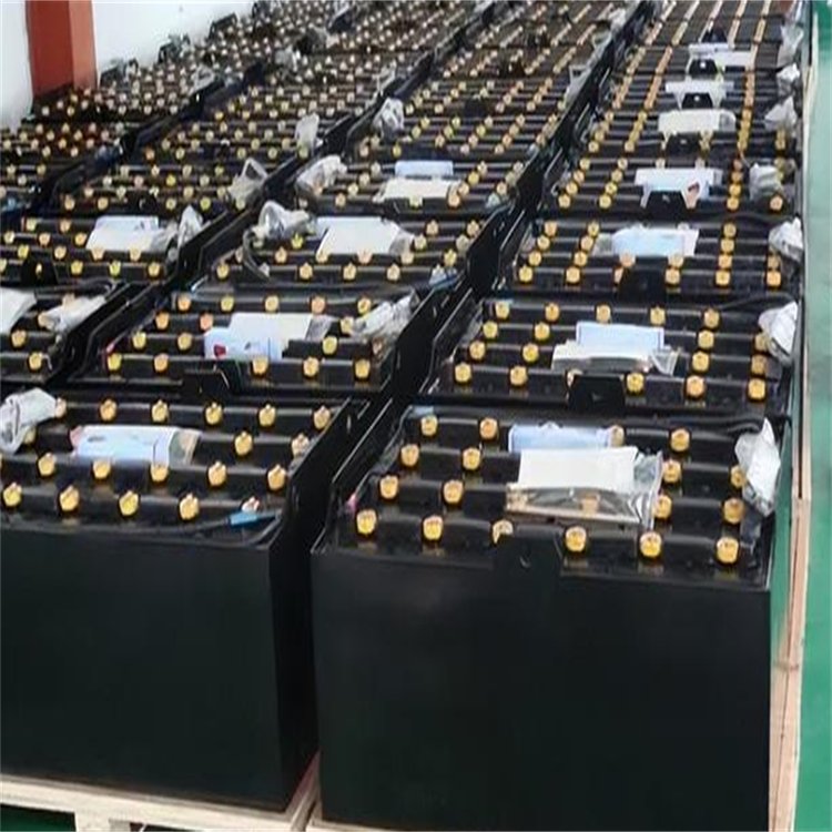廢鋰離子電池回收包括兩個(gè)過程
